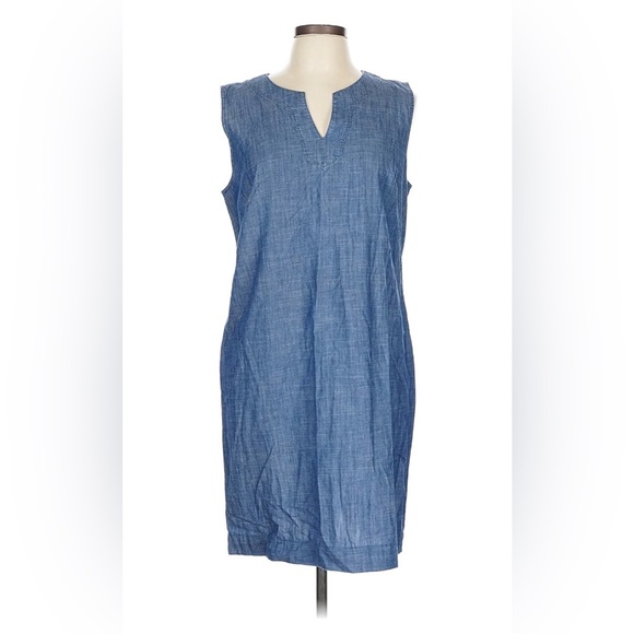 Talbots Dresses & Skirts - Talbots light blue chambray Sleeveless daytime Dress size 4
